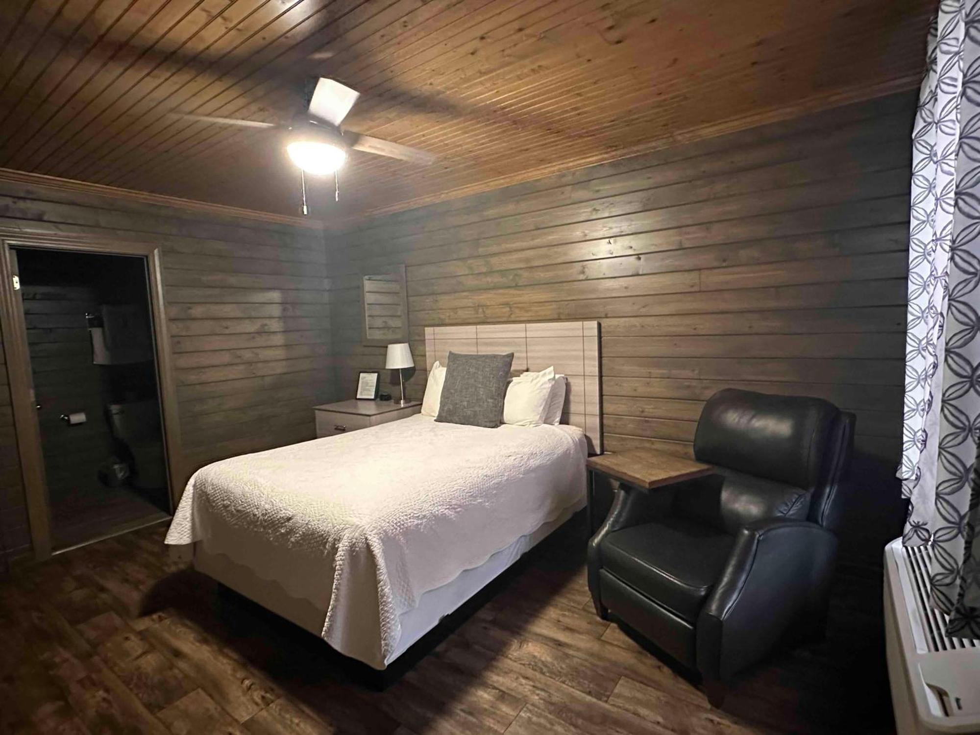 Turn On Inn Lake Village Zimmer foto